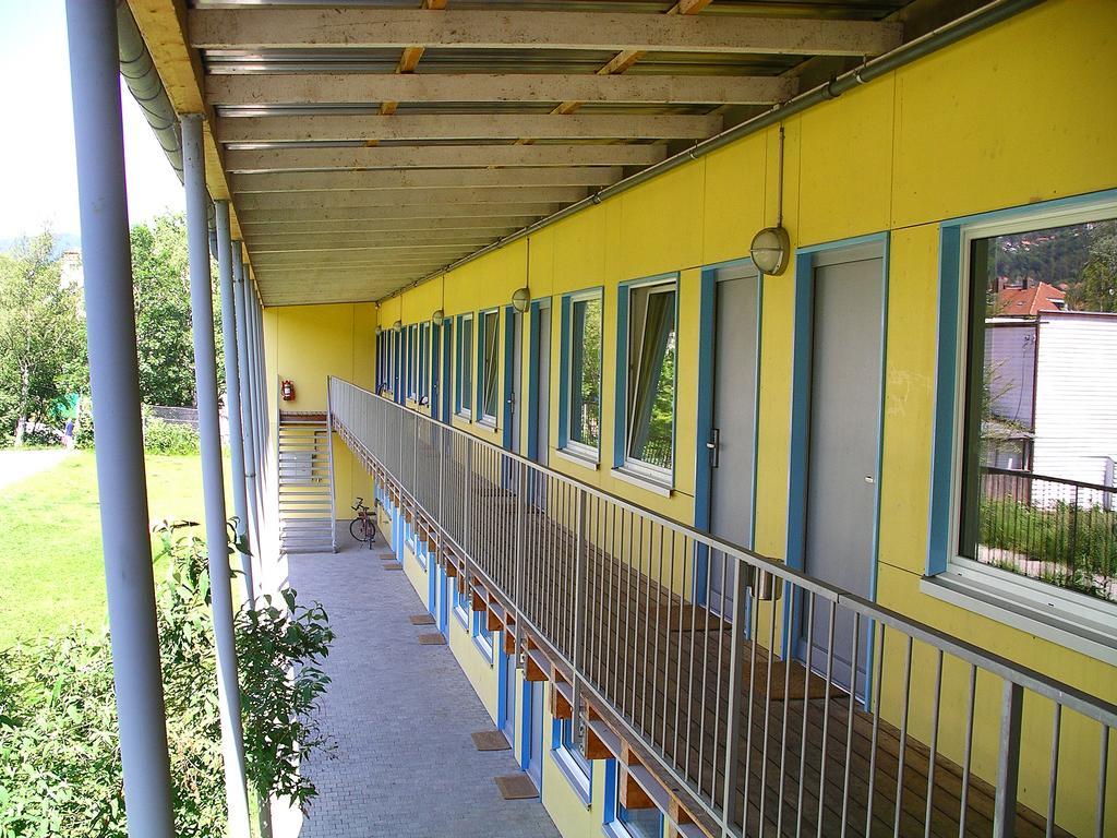 ביאל Swiss Hostel Lago Lodge חדר תמונה