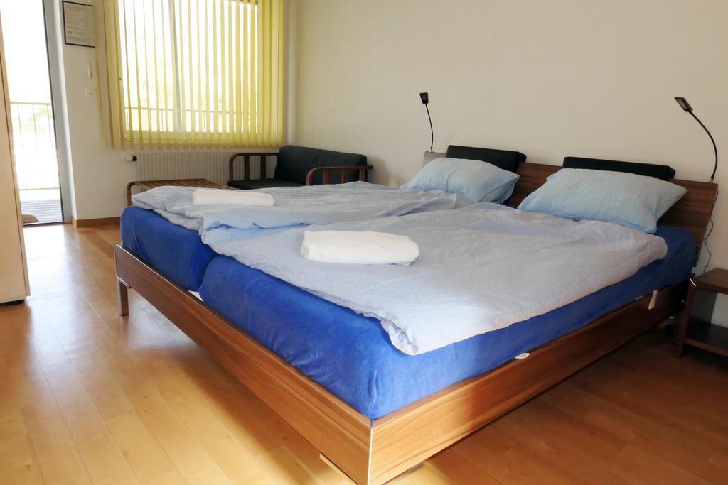 ביאל Swiss Hostel Lago Lodge מראה חיצוני תמונה
