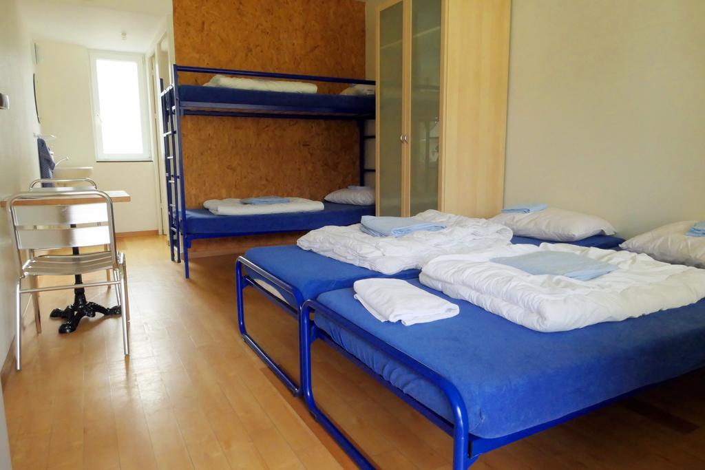 ביאל Swiss Hostel Lago Lodge מראה חיצוני תמונה